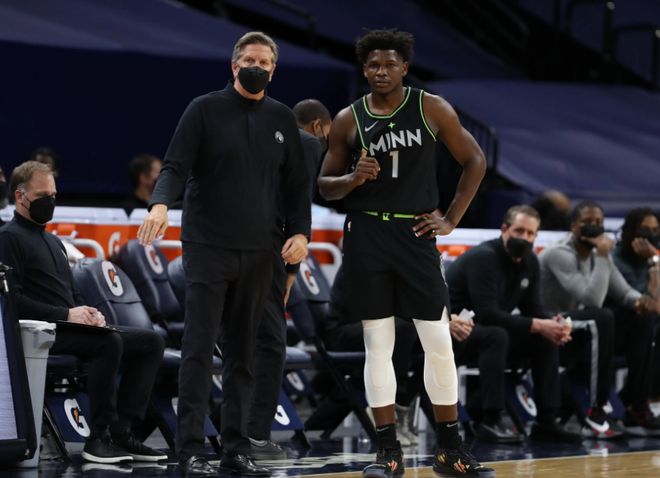 F1周末热潮掀序幕 车手赛道外惊喜亮相