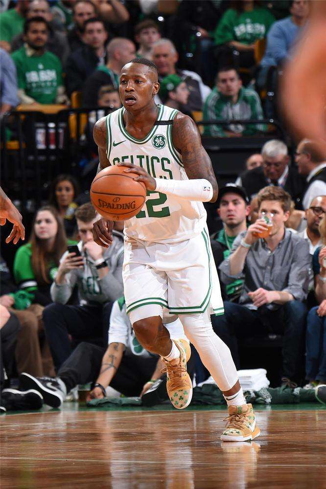 都伴随代价 都伴随代价