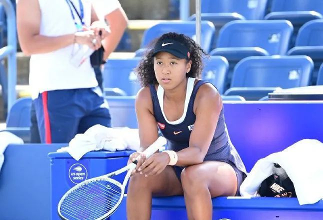 现的瞬间出 现的瞬间出